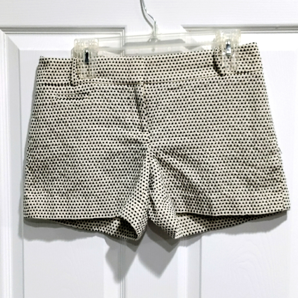 Loft cream shorts w/black polka dots women's size 4